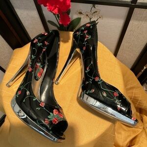 Delicious Faux Patent Leather Peep Toe Shoes